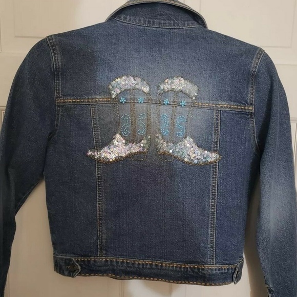 ❤ Embroidered Cowboy Jean Jacket - Picture 6 of 6